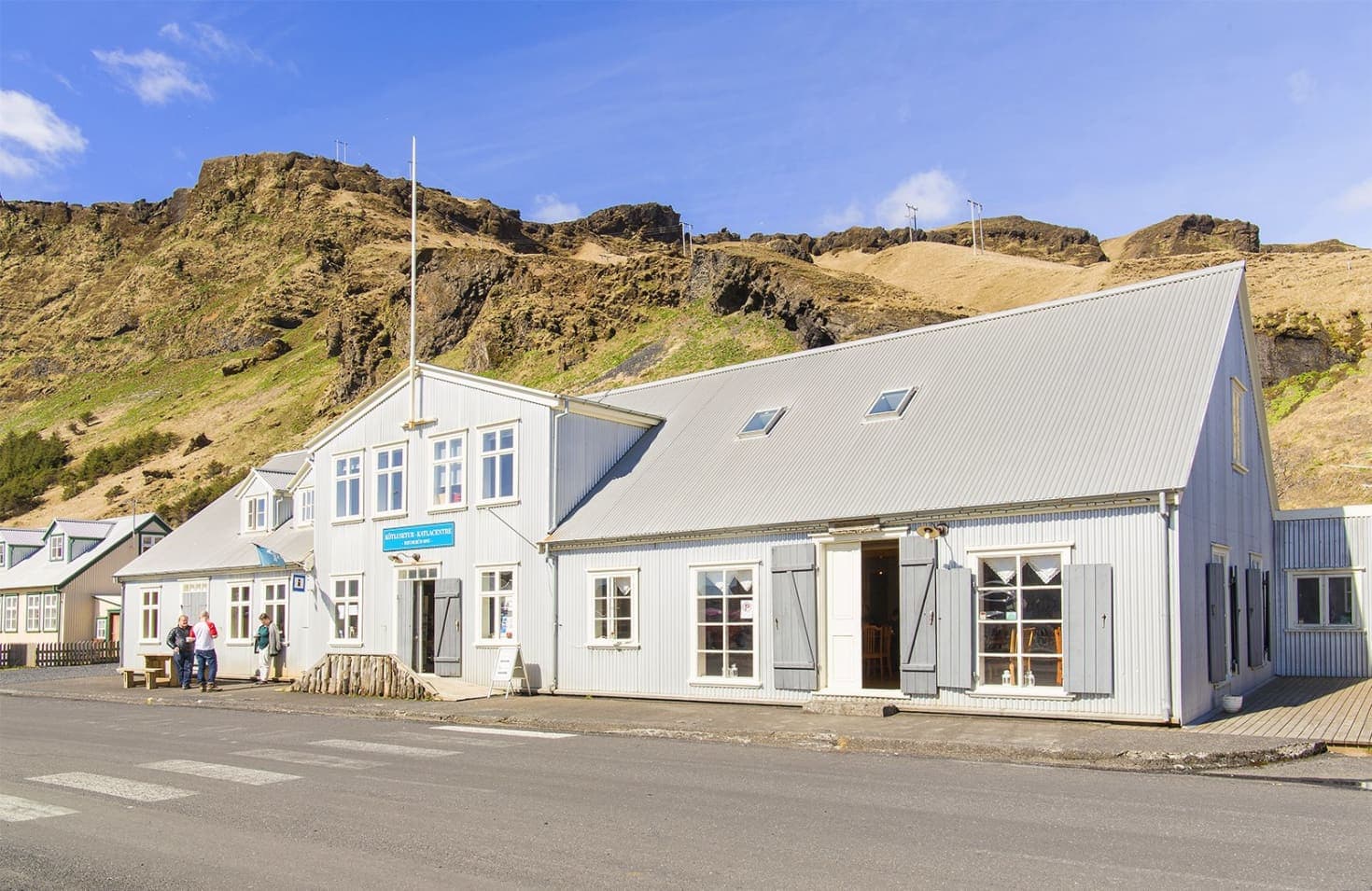 Brydebúð building housing the Katla Visitor Centre in Vík.