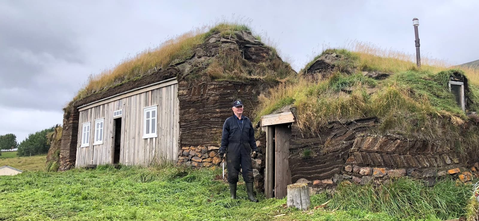Turf walls and timber front at Tyrfingsstaðir in Skagafjörður.