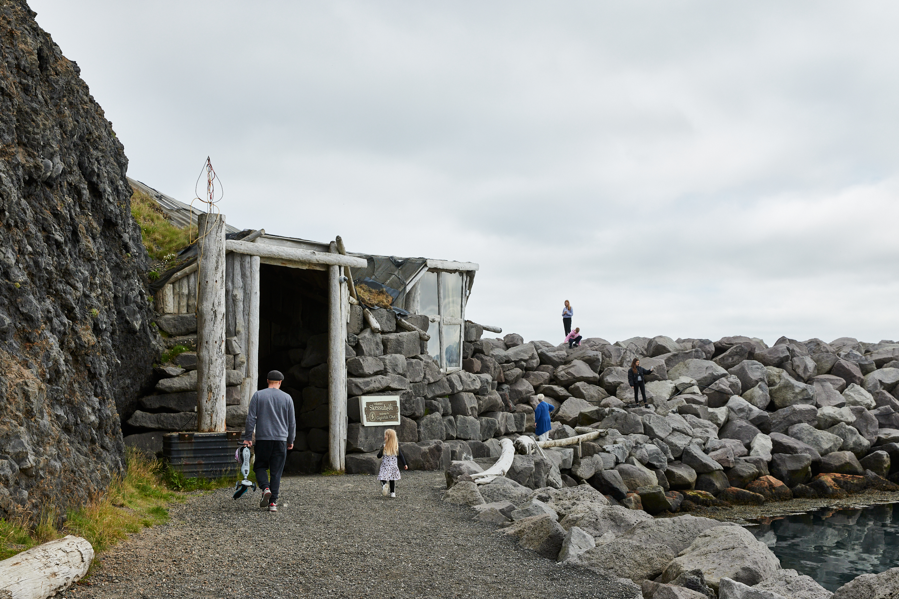 Exterior of the Giantess in the Cave attraction by the marina in Keflavík.