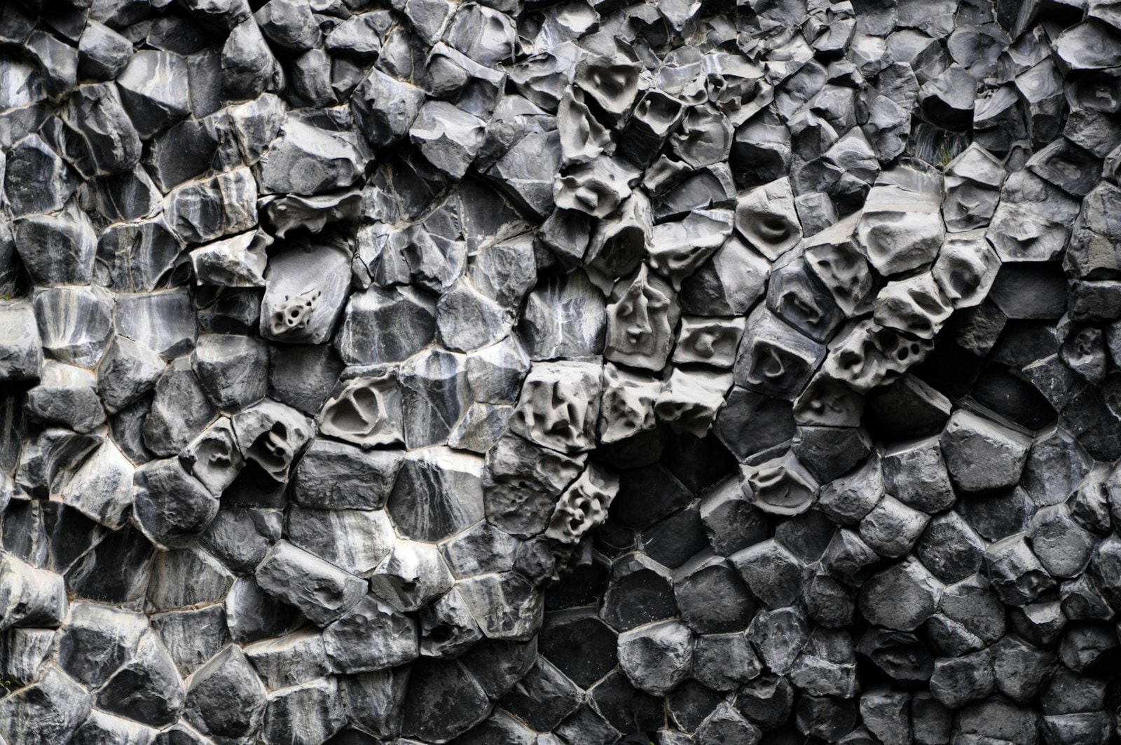 Close basalt column texture at Hljóðaklettar inside the Jökulsárgljúfur canyon area.