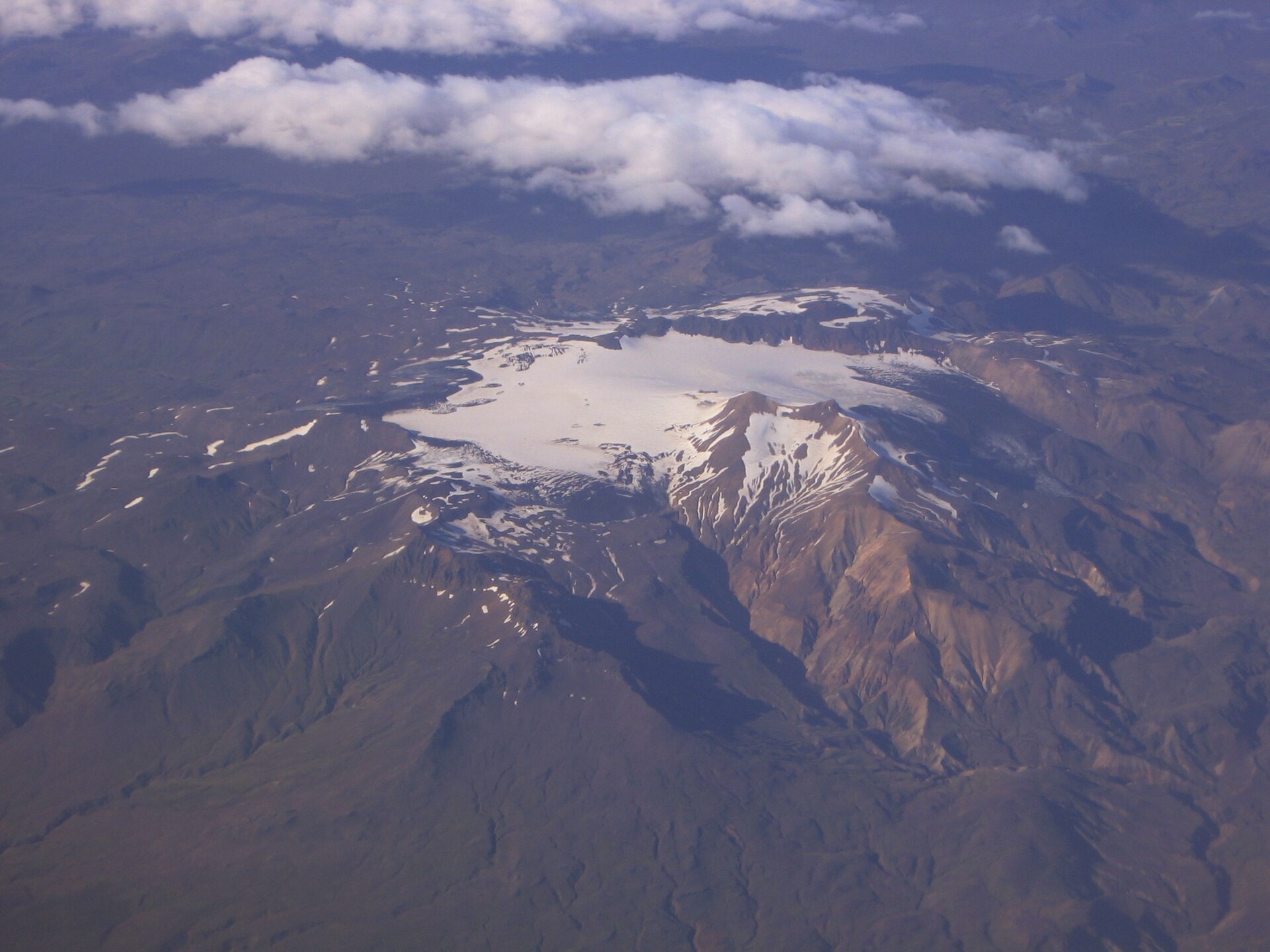 Aerial view of Tindfjallajökull ice cap and volcanic peaks in the South Iceland highlands.